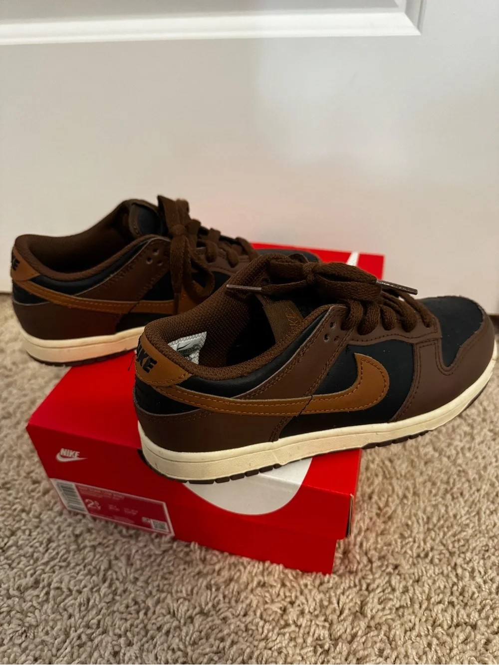 Nike Dunk Low PSE Kids Black/British Tan Brown Size 2.5Y great condition